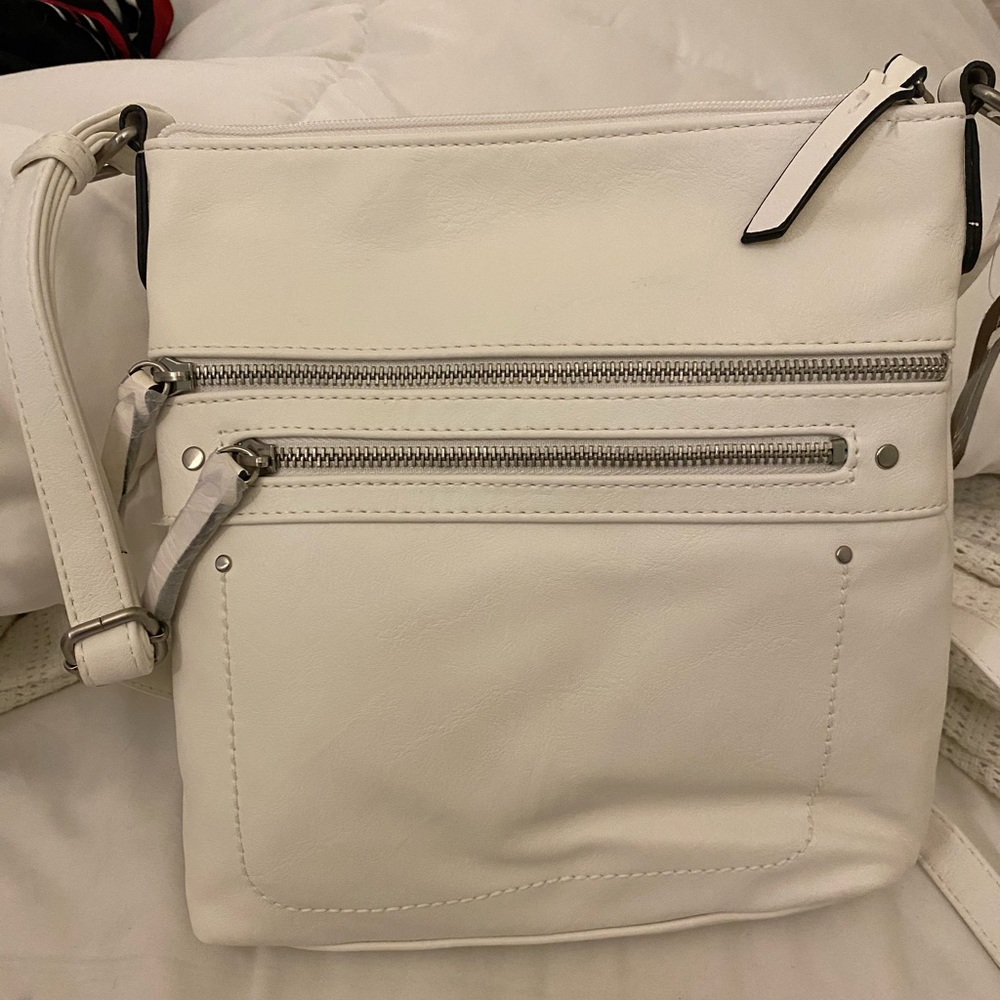 NWT Inc brand white cross body purse. Never used